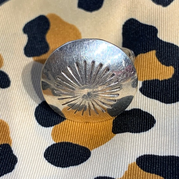 Vintage Navajo Concho Ring - Picture 4 of 4